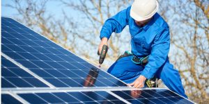 Installation Maintenance Panneaux Solaires Photovoltaïques à Talloires